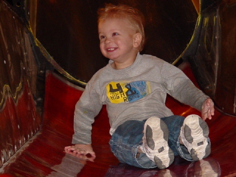2003/03(March)/Rodeo_Pix/800x600_7 2 PirateMazeHayden.JPG